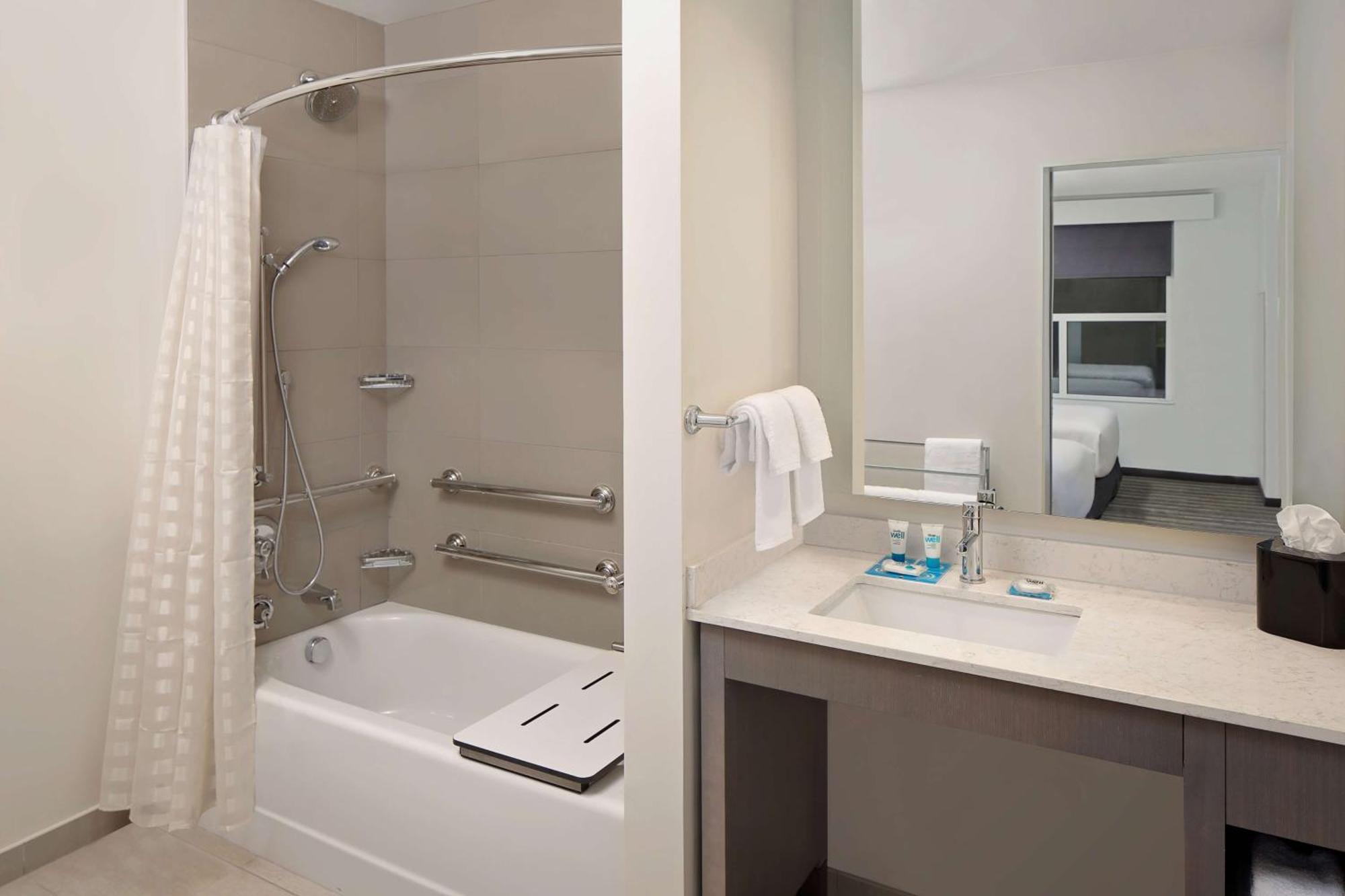 Hyatt House Irvine/John Wayne Airport Hotel Exterior photo